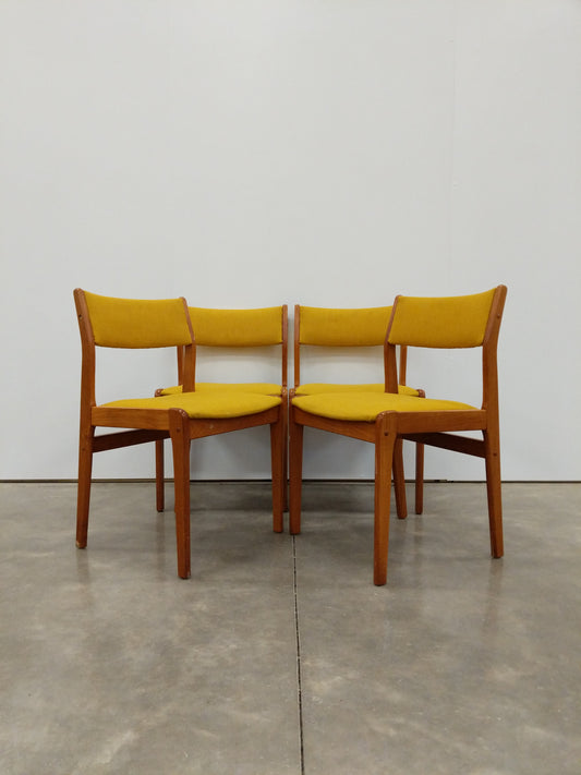 Set of 4 Vintage Danish Modern Farstrup Dining Chairs