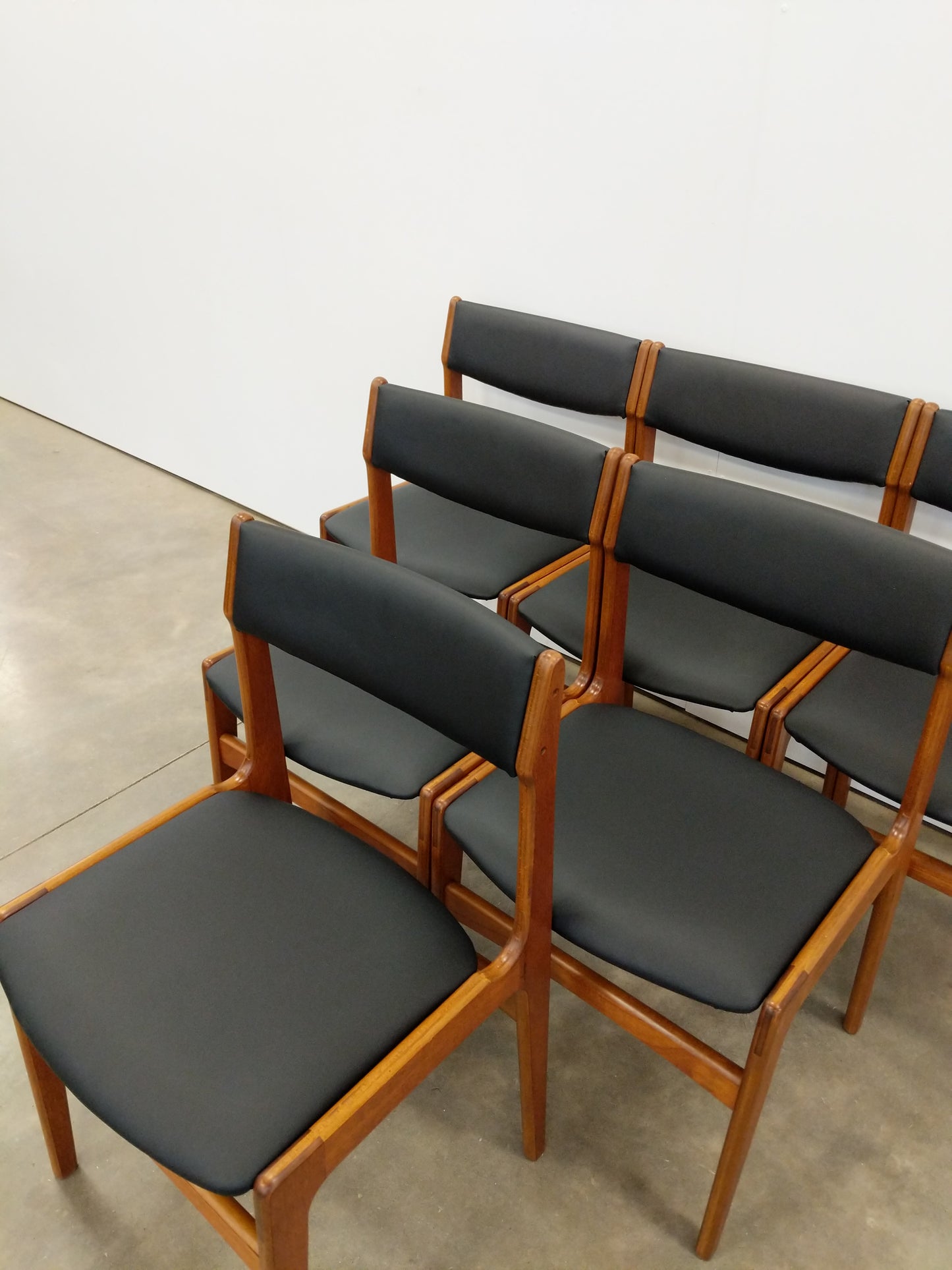 Set of 6 Vintage Danish Modern Dining Chairs by Erik Buch