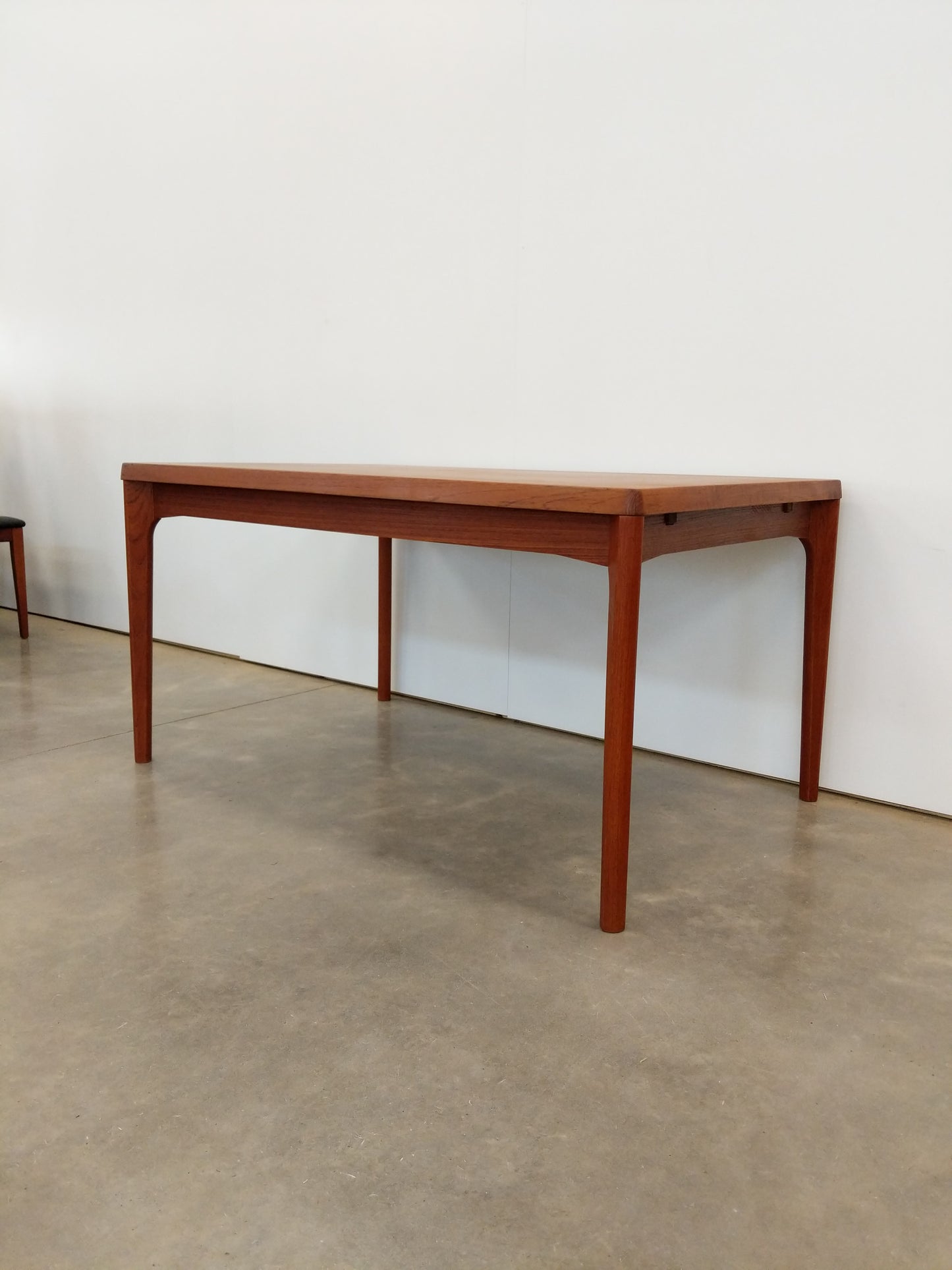 Vintage Danish Modern Teak Extendable Dining Table by Henning Kjaernulf