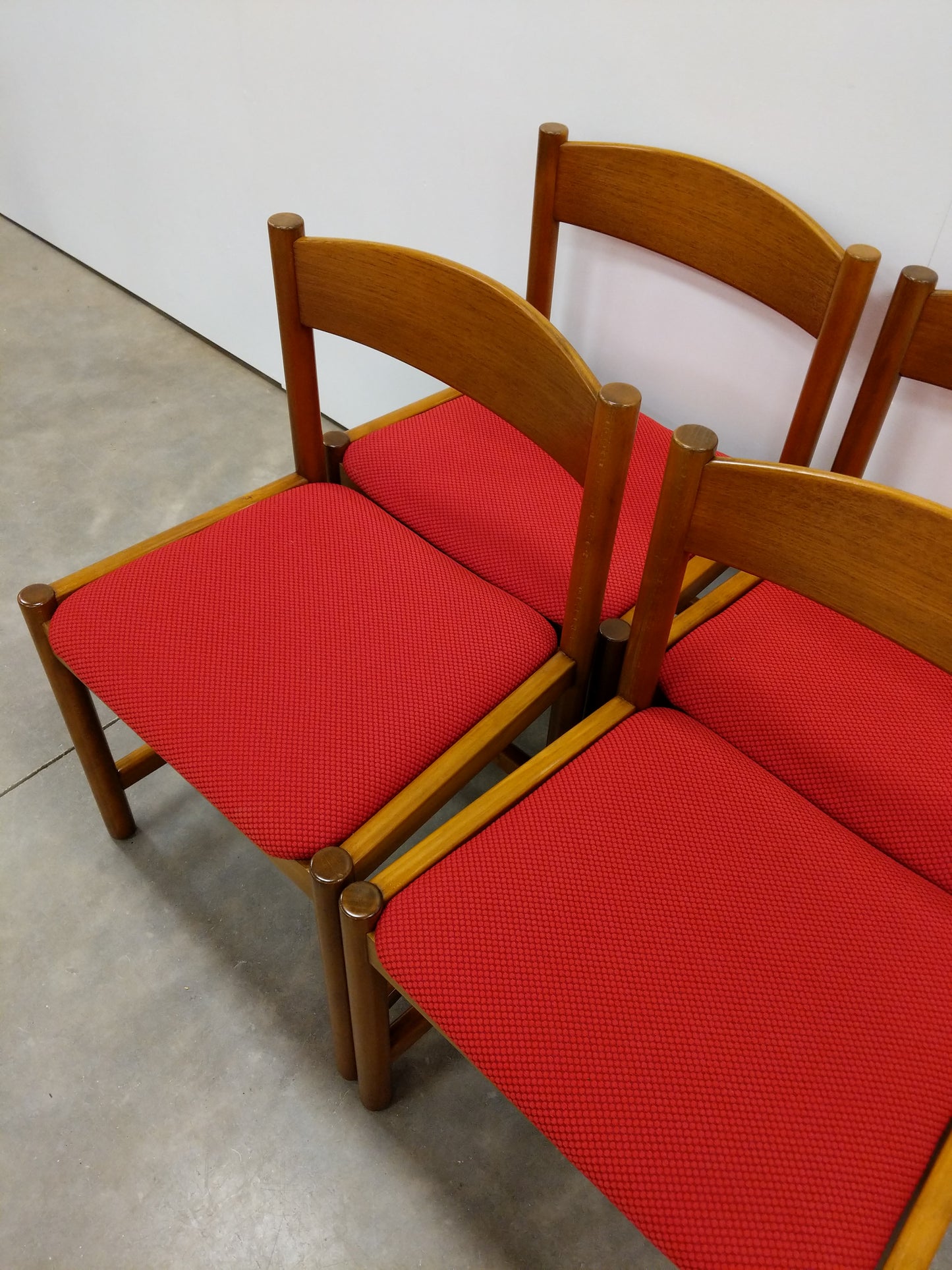 Set of 4 Vintage Danish Modern Dining Chairs by Farstrup