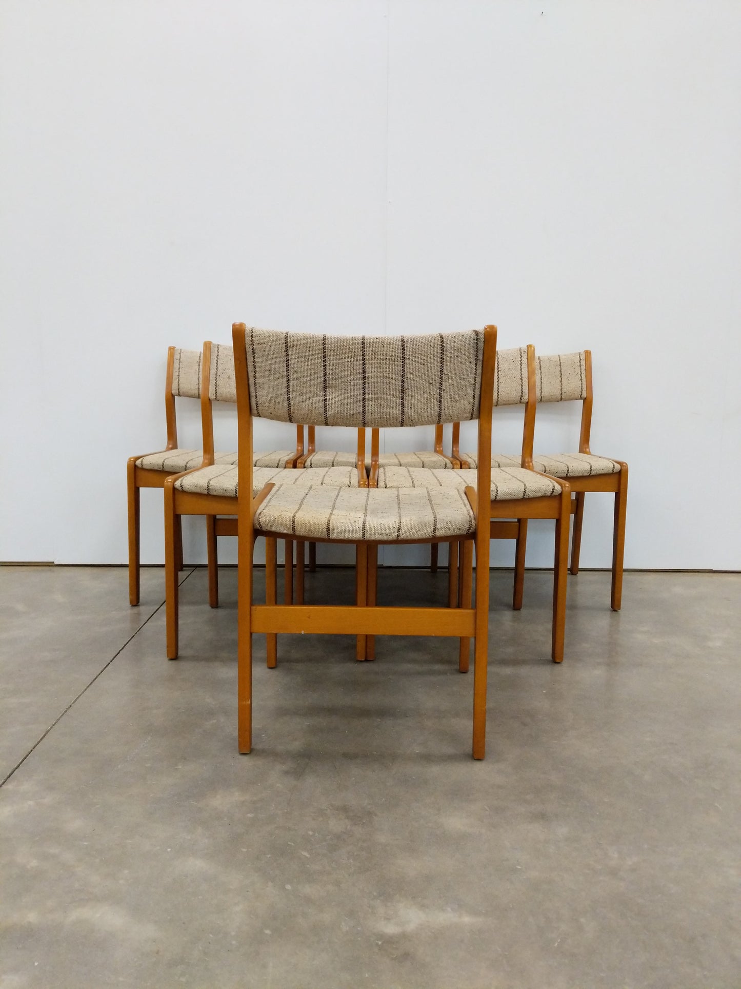 Set of 6 Vintage Danish Modern Dining Chairs by Farstrup