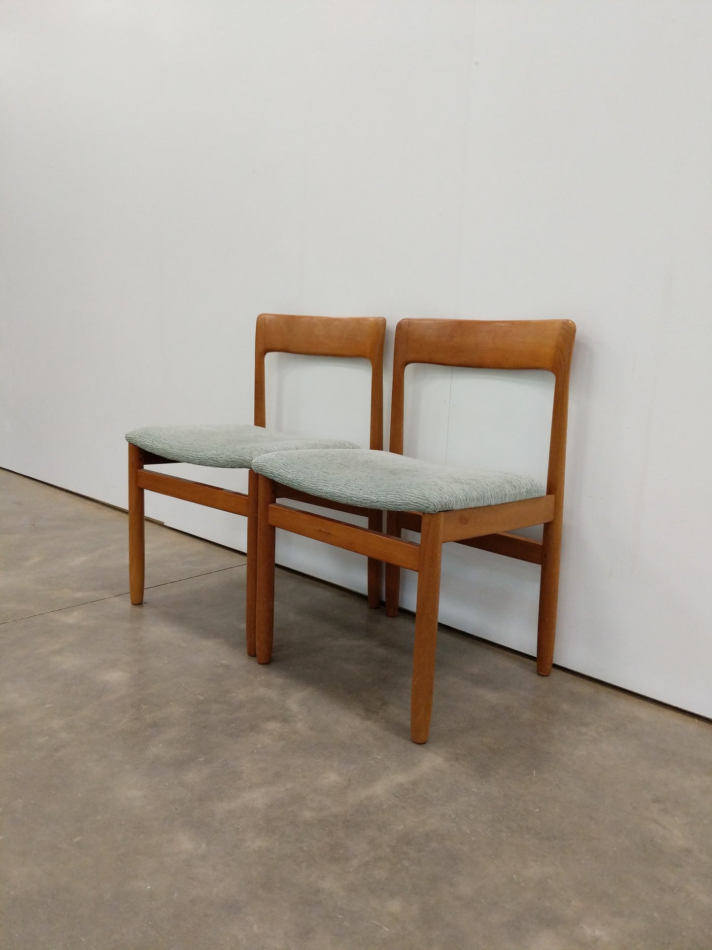 Pair of Vintage Mid Century Modern Dining Chairs by Younger