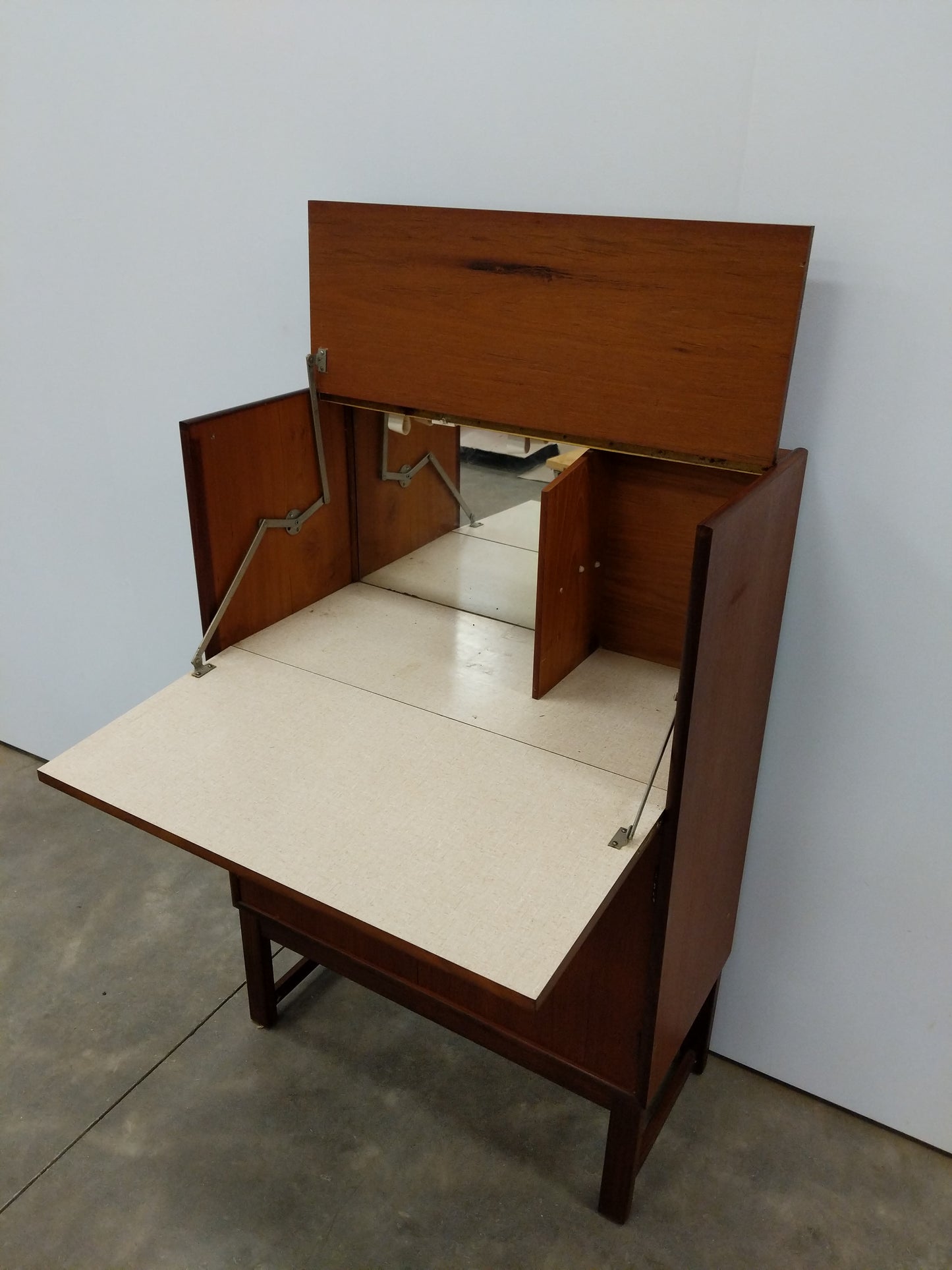 Vintage Mid Century Modern Teak Bar Cabinet
