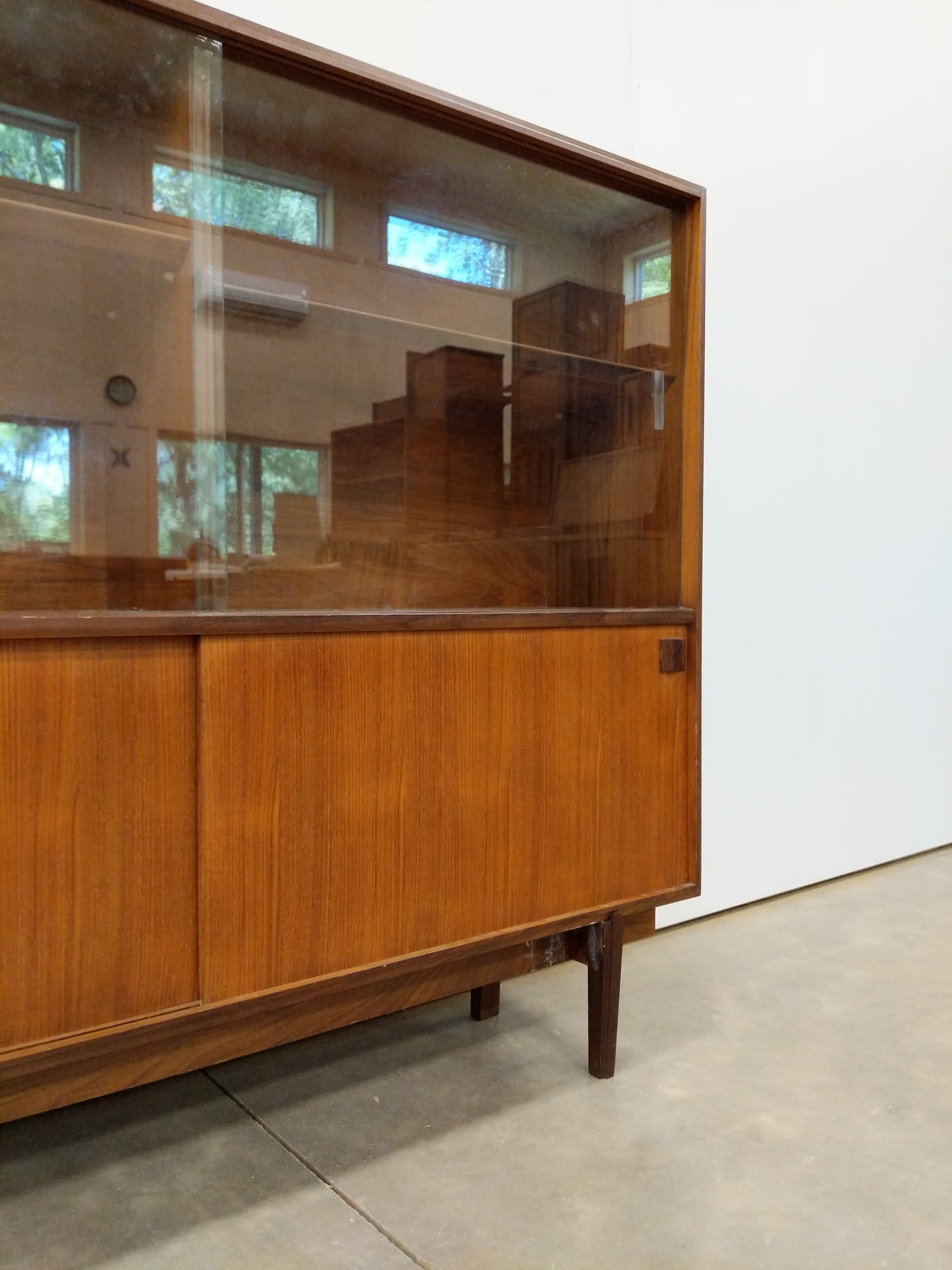 Vintage Mid Century Modern Teak Sideboard / Cabinet by Beaver & Tapley