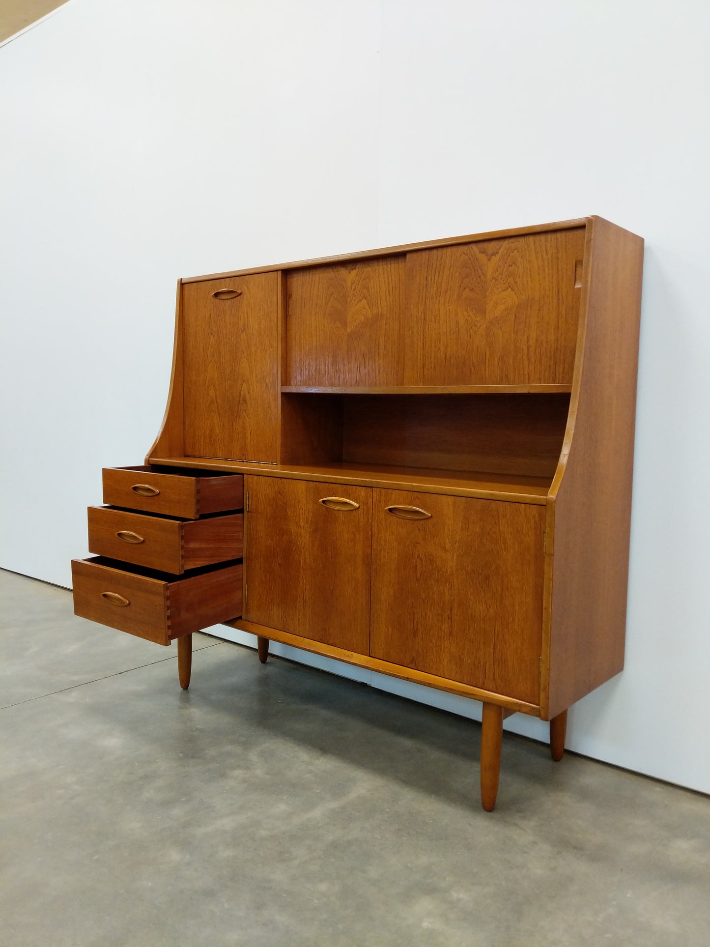 Vintage Mid Century Modern Teak Sideboard by Jentique