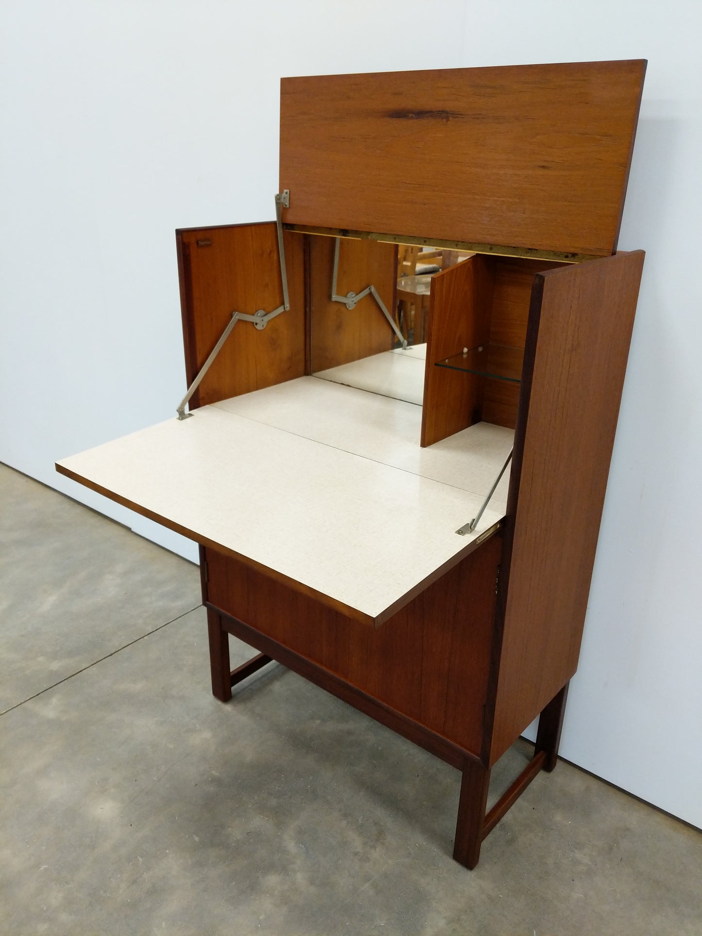 Vintage Mid Century Modern Teak Bar Cabinet
