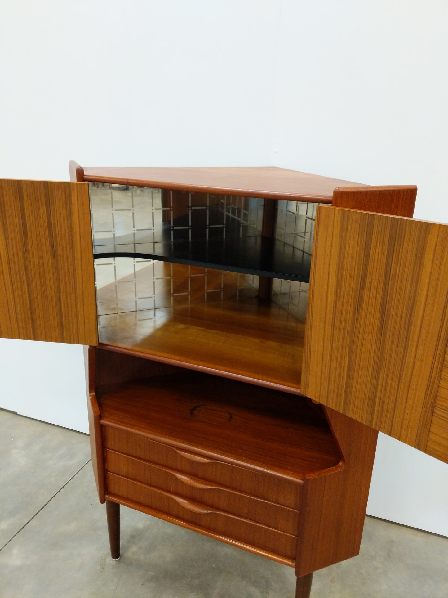 Vintage Danish Modern Teak Corner Cabinet by Gunni Omann