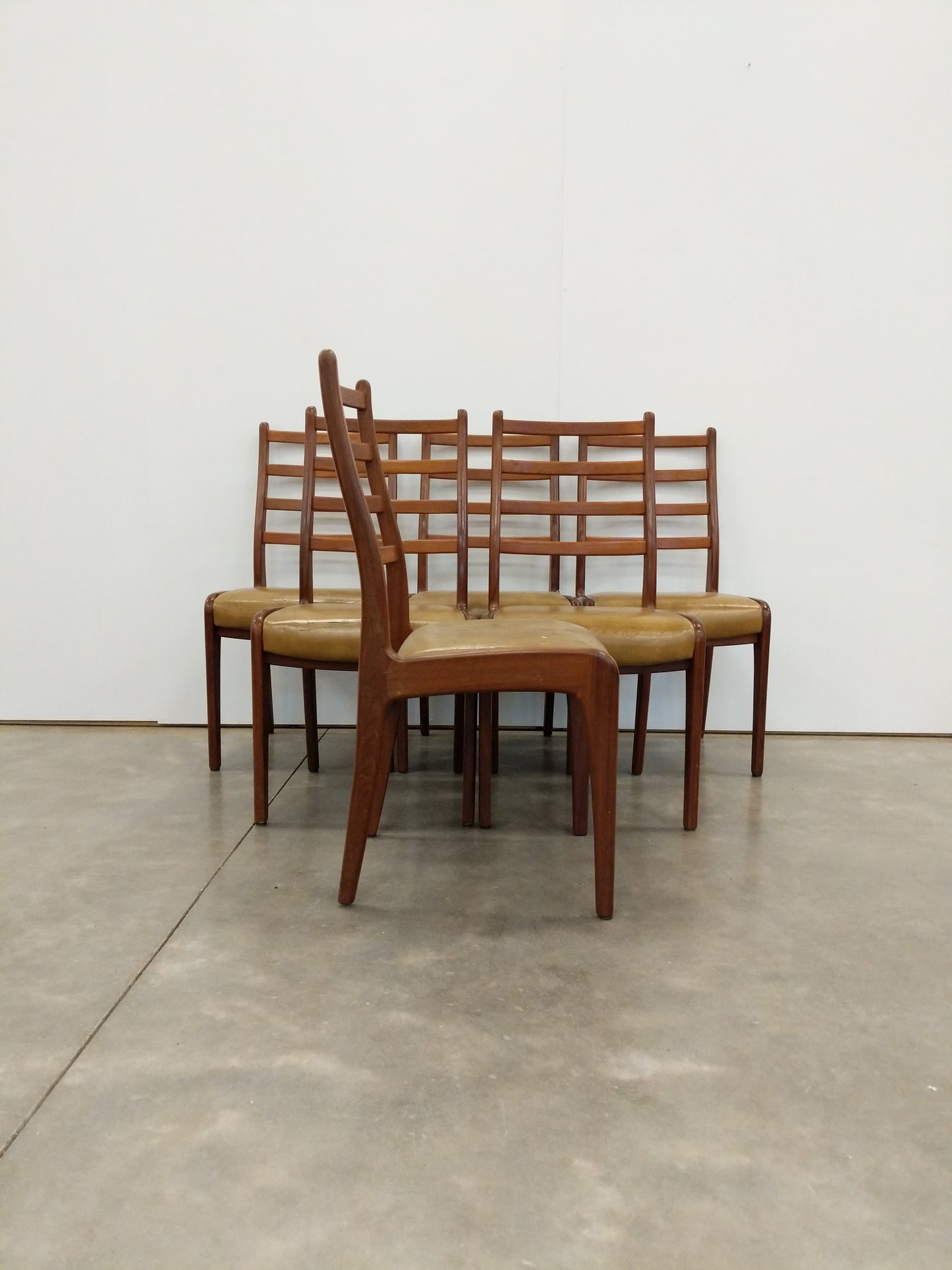 Set of 6 Vintage Mid Century Modern Dining Chairs by G Plan