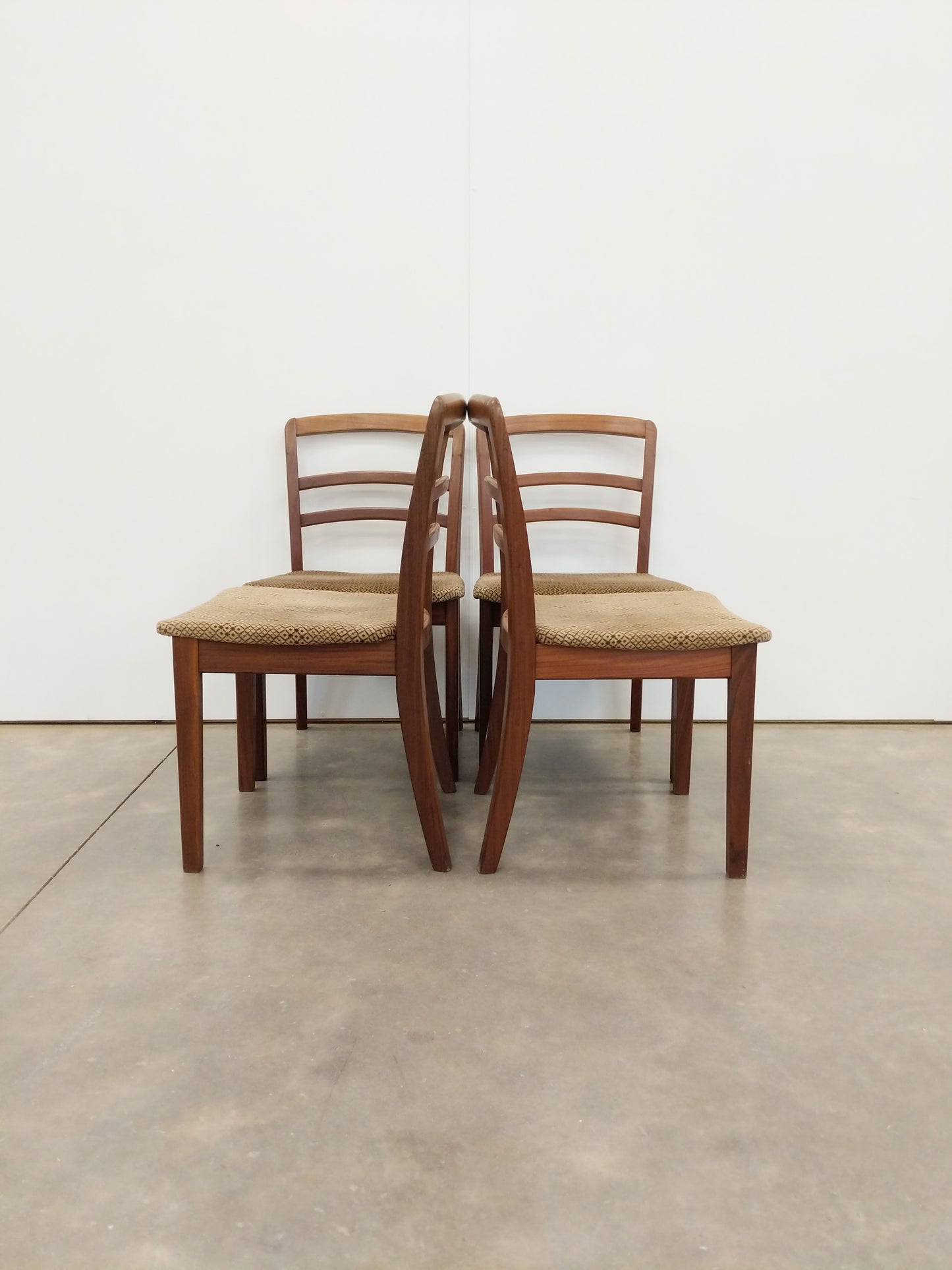 Set of 4 Vintage Mid Century Modern Dining Chairs by G Plan