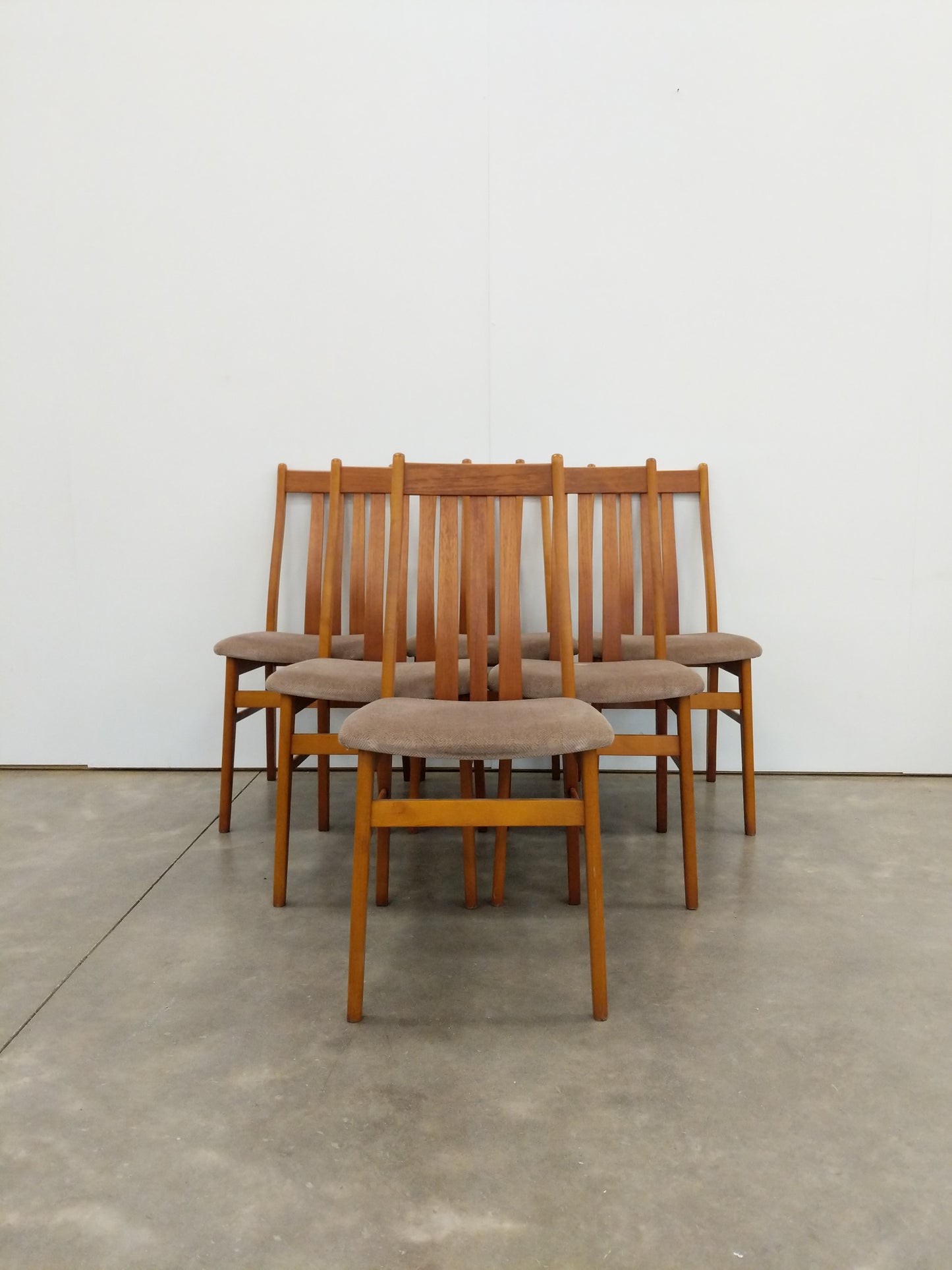 Set of 6 Vintage Danish Modern Dining Chairs by Farstrup