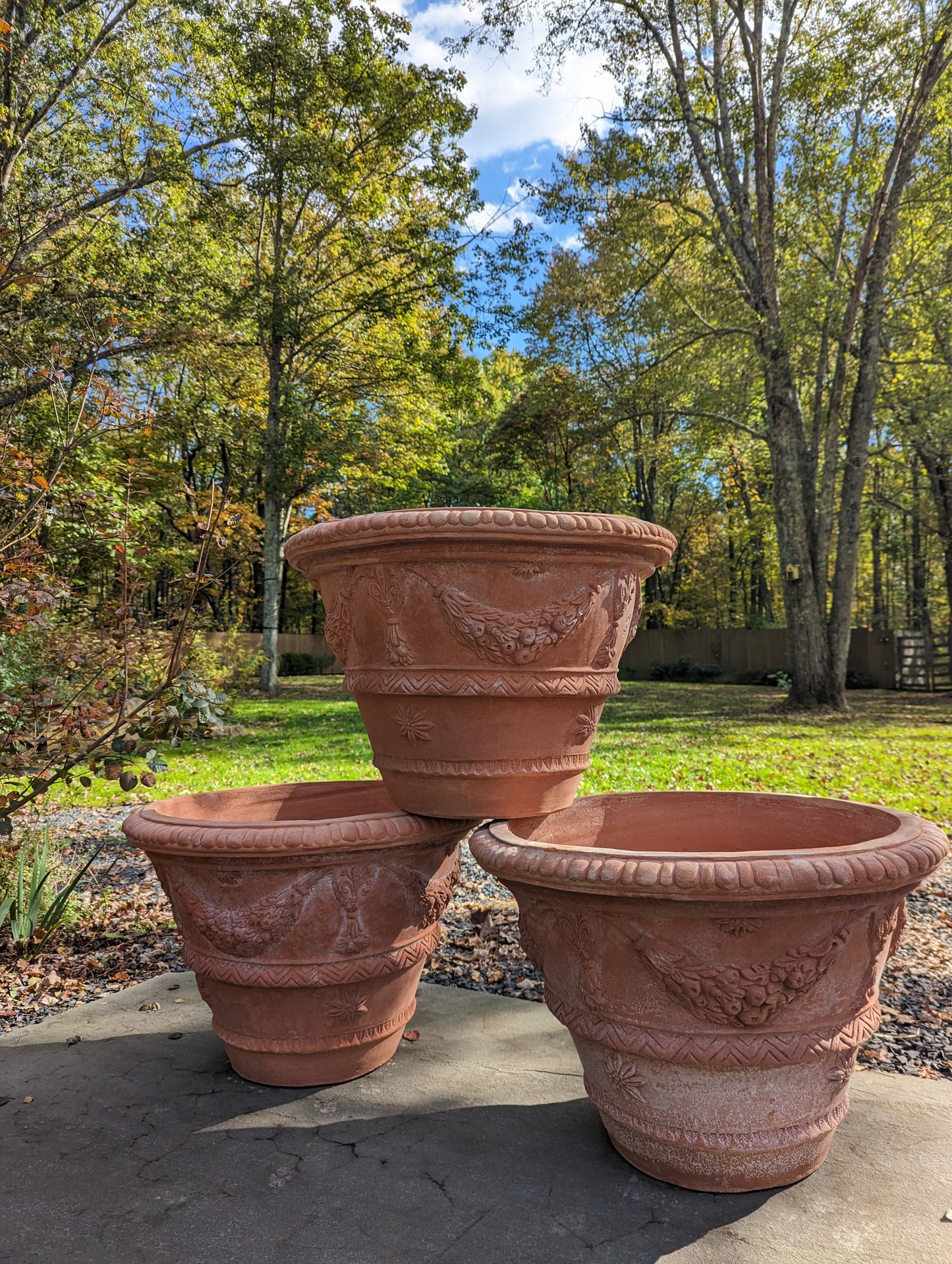 Italian "Scolpito" Terracotta Pot (60cm)