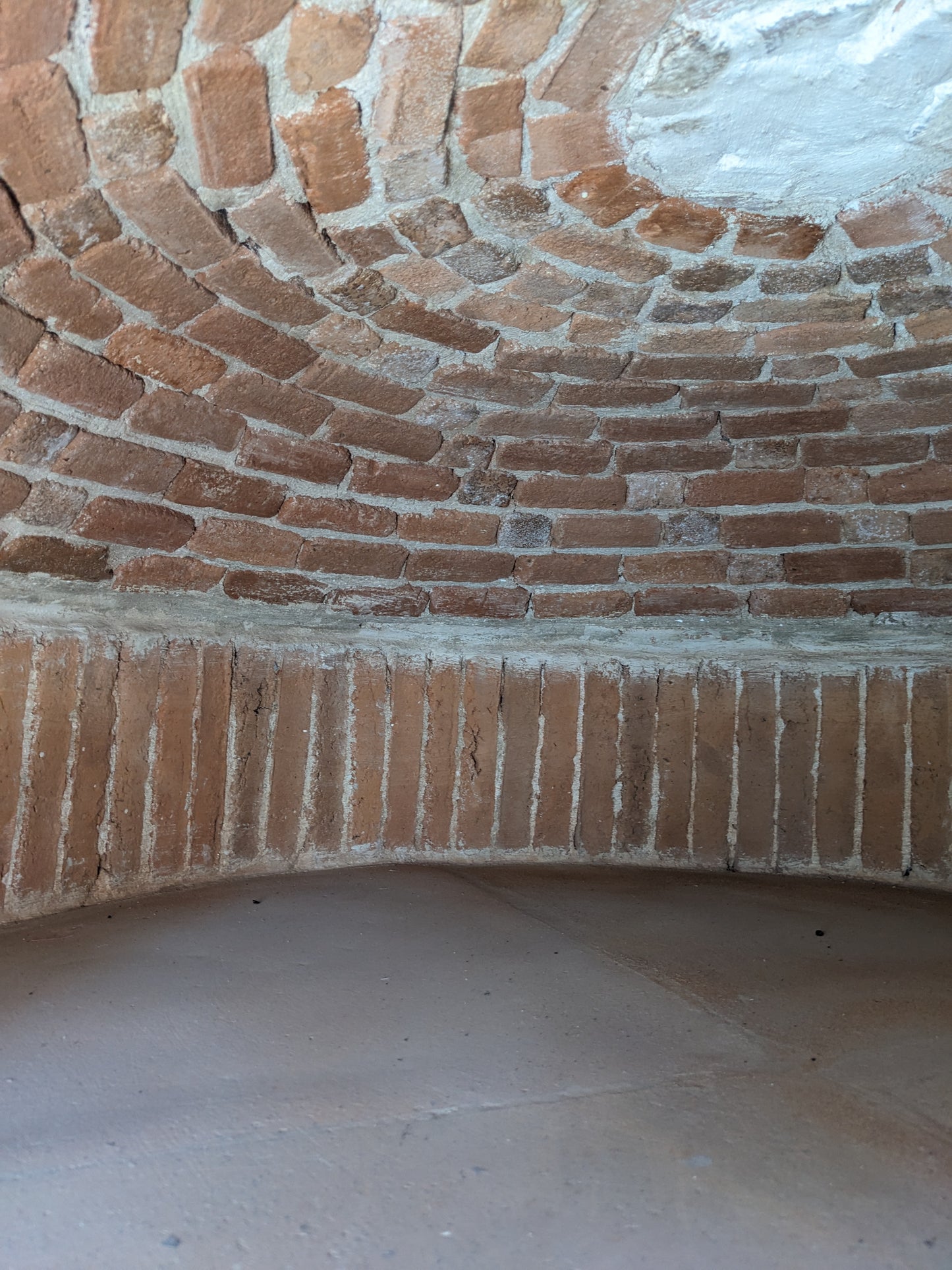 Authentic Italian Neapolitan Wood Fired Brick Dome Pizza Oven (PROPANE LOG LIGHTER INCLUDED)