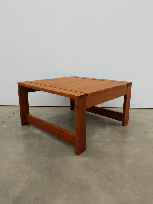 Vintage Mid Century Modern Teak Coffee Table