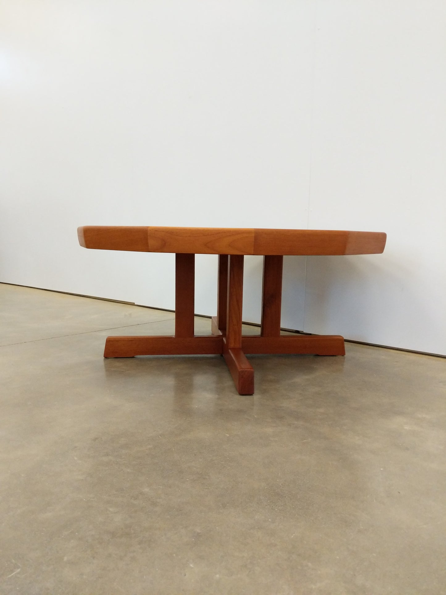 Vintage Mid Century Modern Teak Coffee Table
