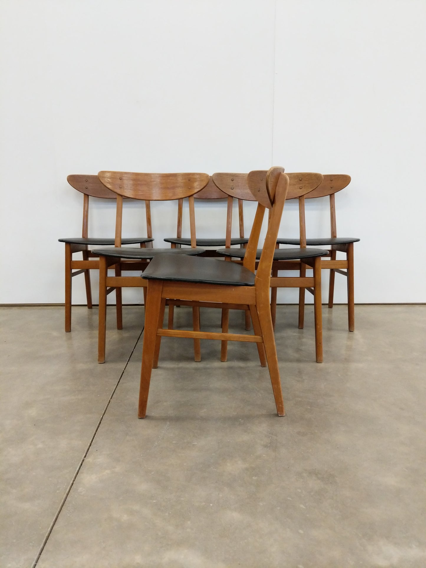 Set of 6 Vintage Danish Modern Dining Chairs by Farstrup