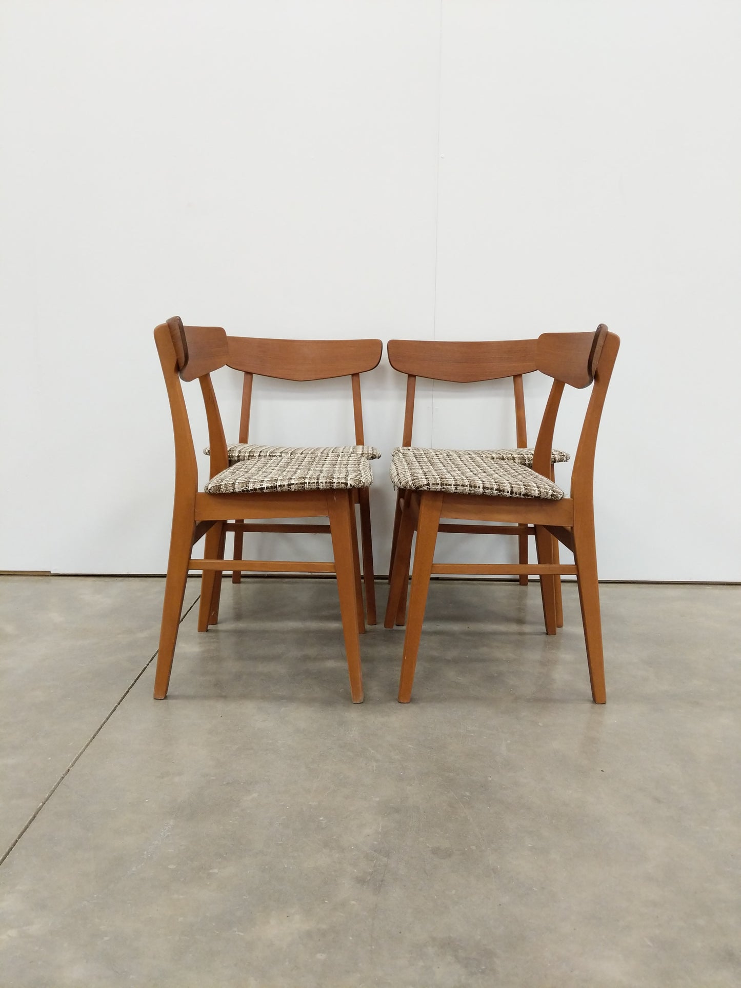 Set of 4 Vintage Danish Modern Dining Chairs by Farstrup