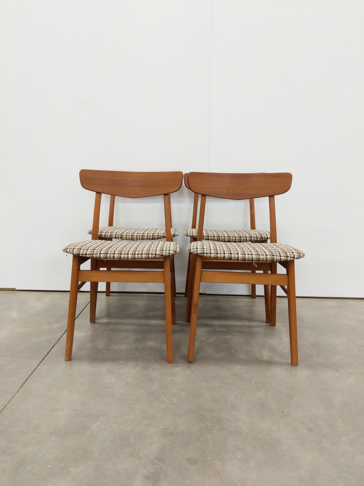 Set of 4 Vintage Danish Modern Dining Chairs by Farstrup