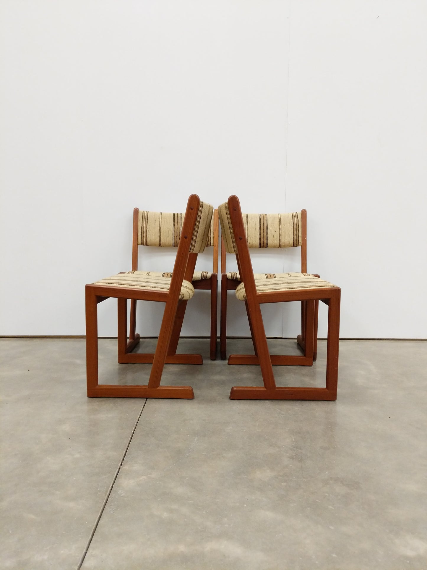 Set of 4 Vintage Danish Modern Dining Chairs