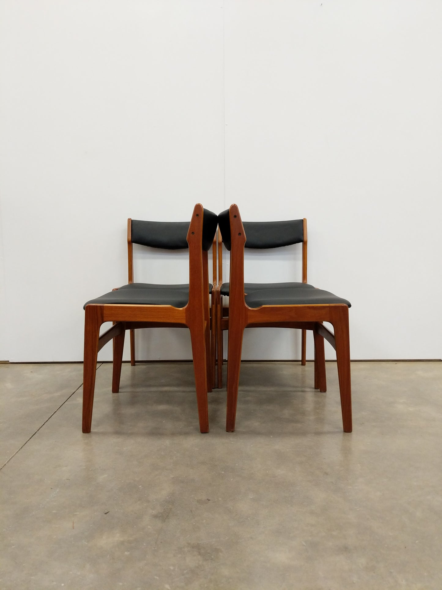 Set of 4 Vintage Danish Modern Dining Chairs by Erik Buch