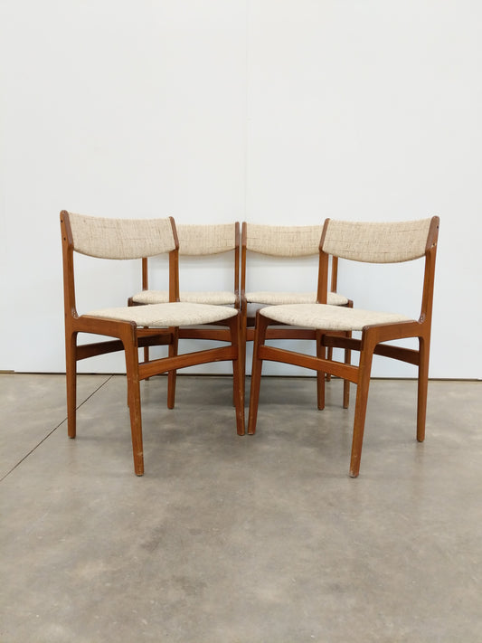Set of 4 Vintage Danish Modern Dining Chairs by Erik Buch