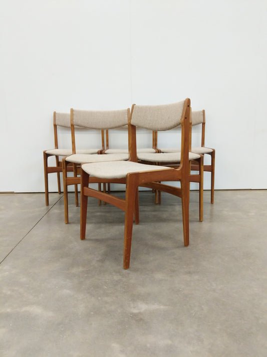 Set of 6 Vintage Danish Modern Dining Chairs by Erik Buch