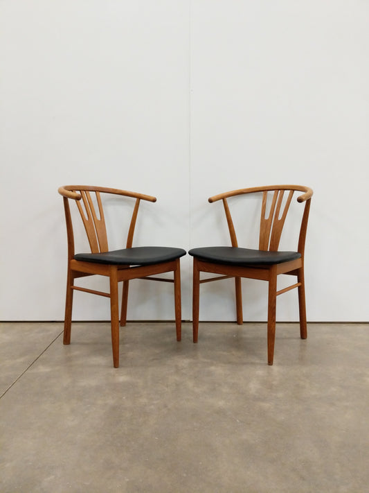 Pair of Vintage Danish Modern Oak Dining Chairs