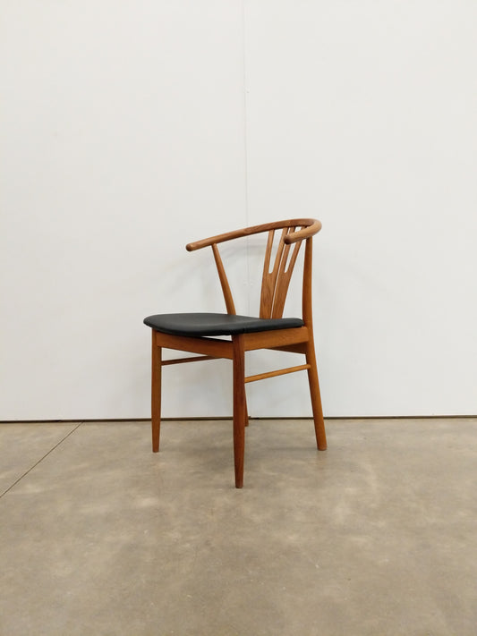 Vintage Danish Modern Oak Chair