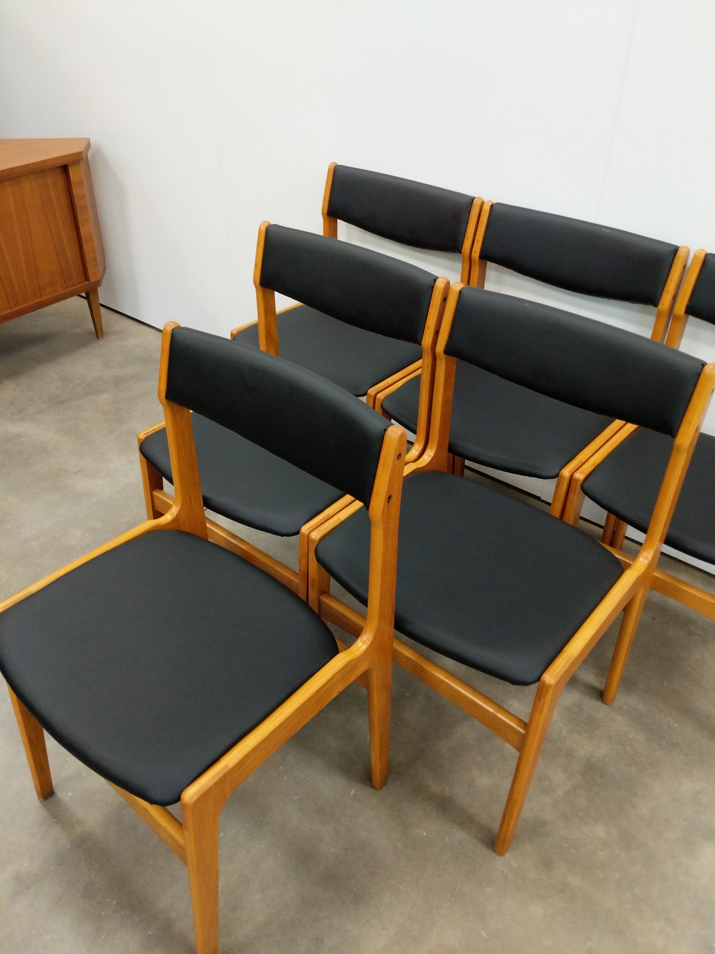 Set of 6 Vintage Danish Modern Dining Chairs by Erik Buch