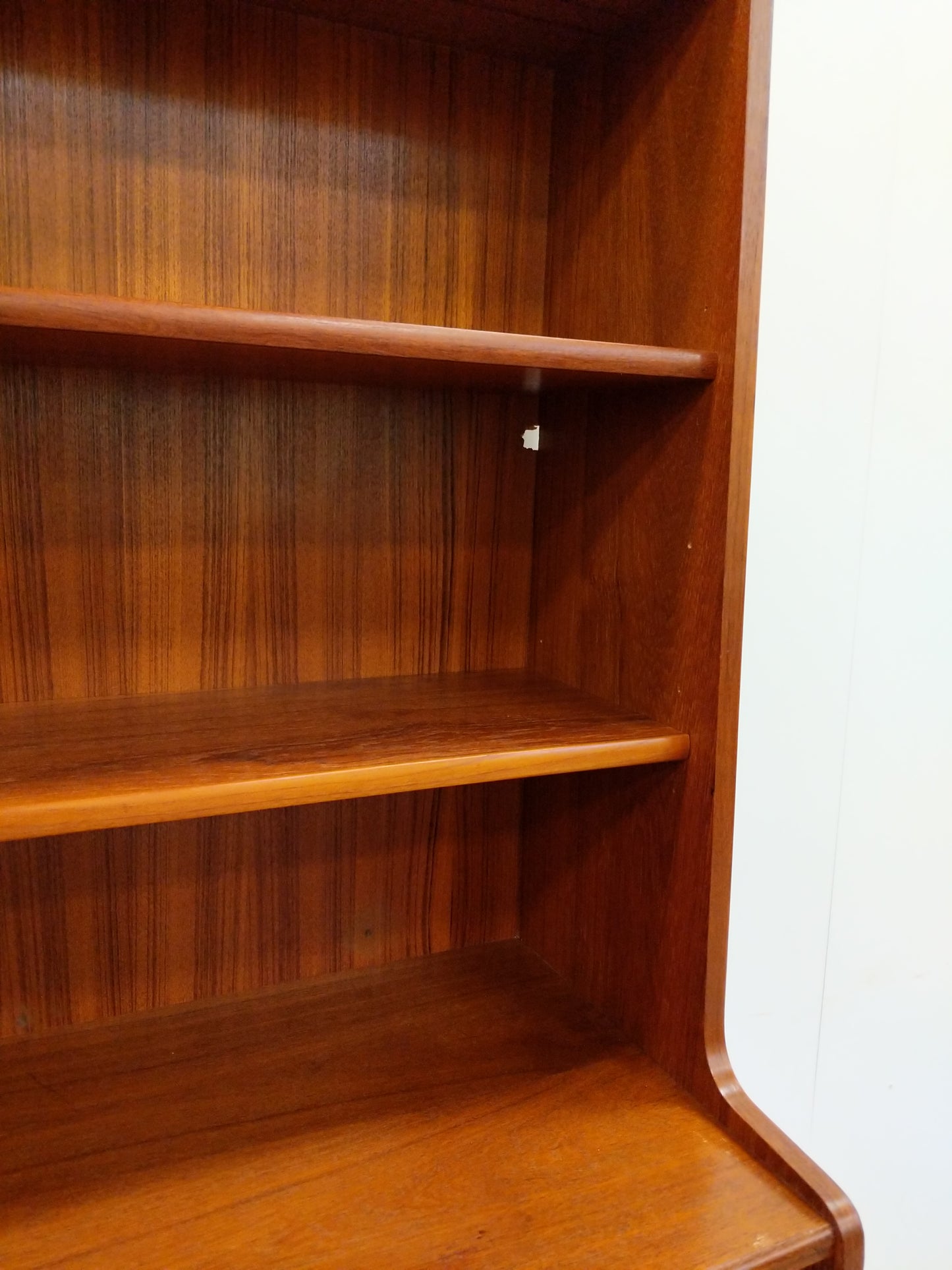 Vintage Danish Modern Teak Bookshelf / Cabinet