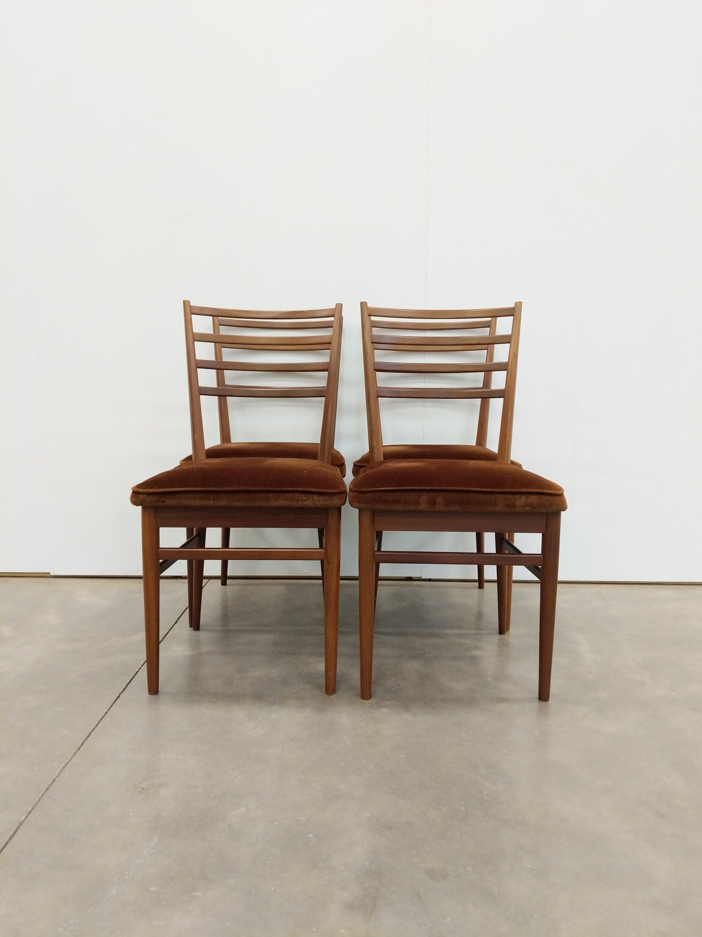 Set of 4 Vintage Mid Century Modern Dining Chairs by Meredew