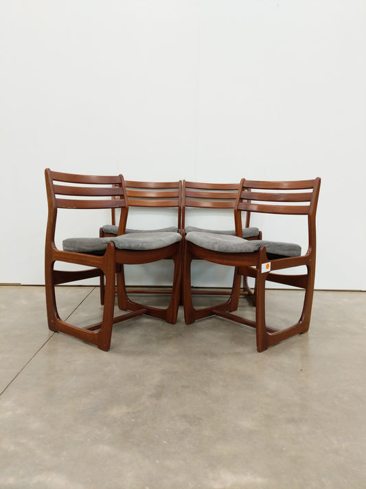 Set of 4 Vintage Mid Century Modern Dining Chairs by Portwood