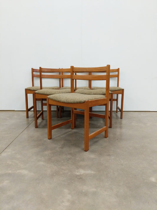 Set of 6 Vintage Danish Modern Dining Chairs by Vantinge