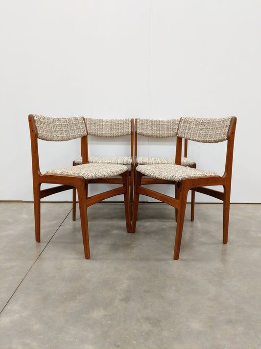 Set of 4 Vintage Danish Modern Dining Chairs by Erik Buch