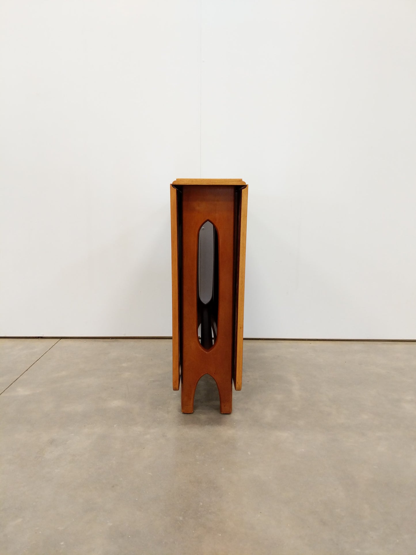 Vintage Mid Century Modern Teak Gate Leg Dining Table by Jentique