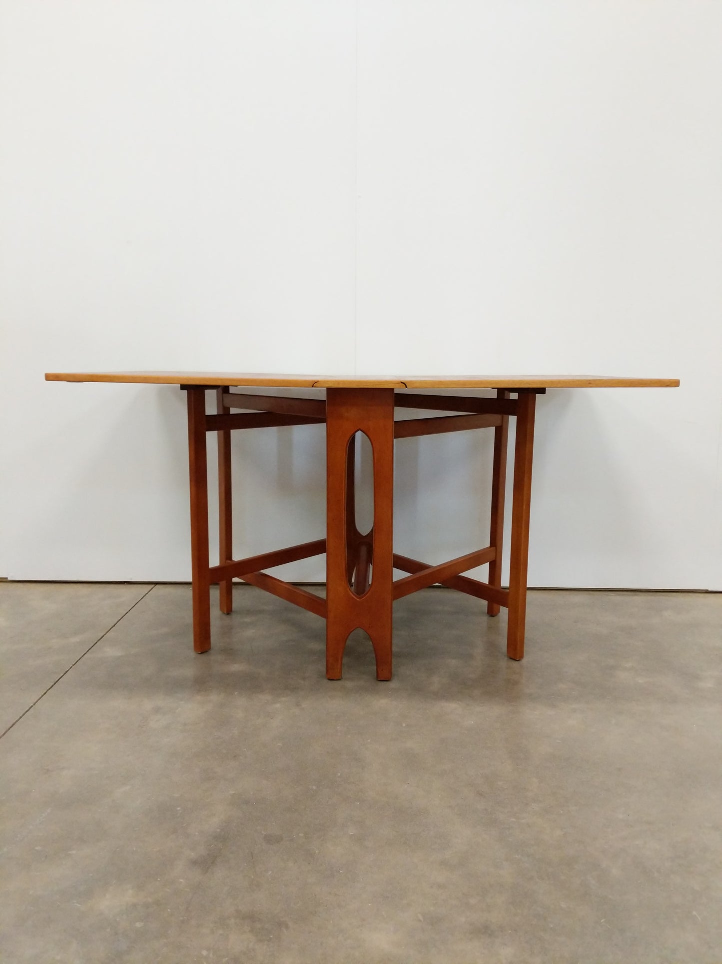 Vintage Mid Century Modern Teak Gate Leg Dining Table by Jentique