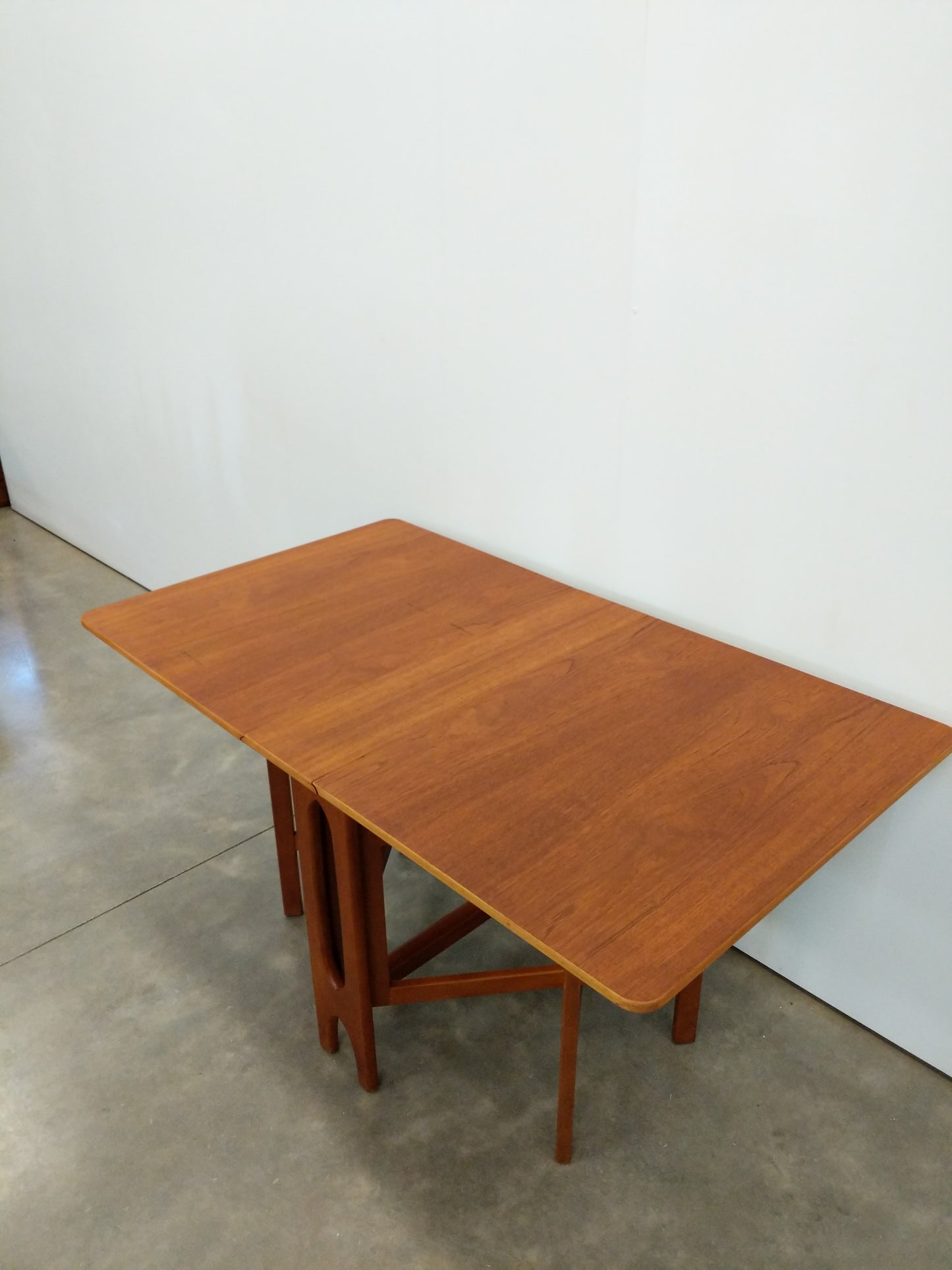 Vintage Mid Century Modern Teak Gate Leg Dining Table by Jentique