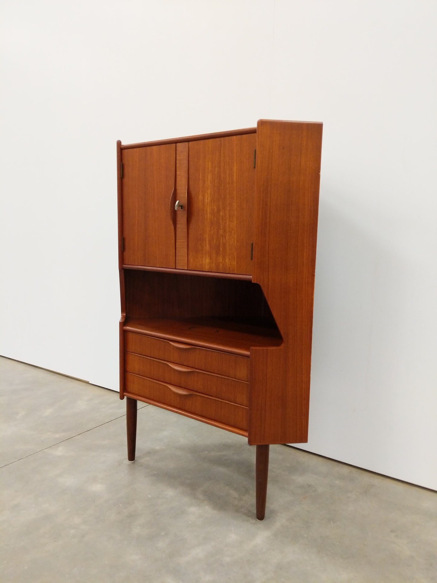 Vintage Danish Modern Teak Corner Cabinet by Gunni Omann