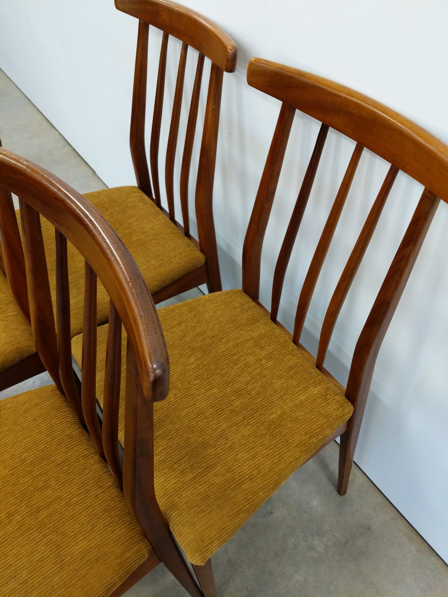 Set of 4 Vintage Mid Century Modern Dining Chairs by Younger