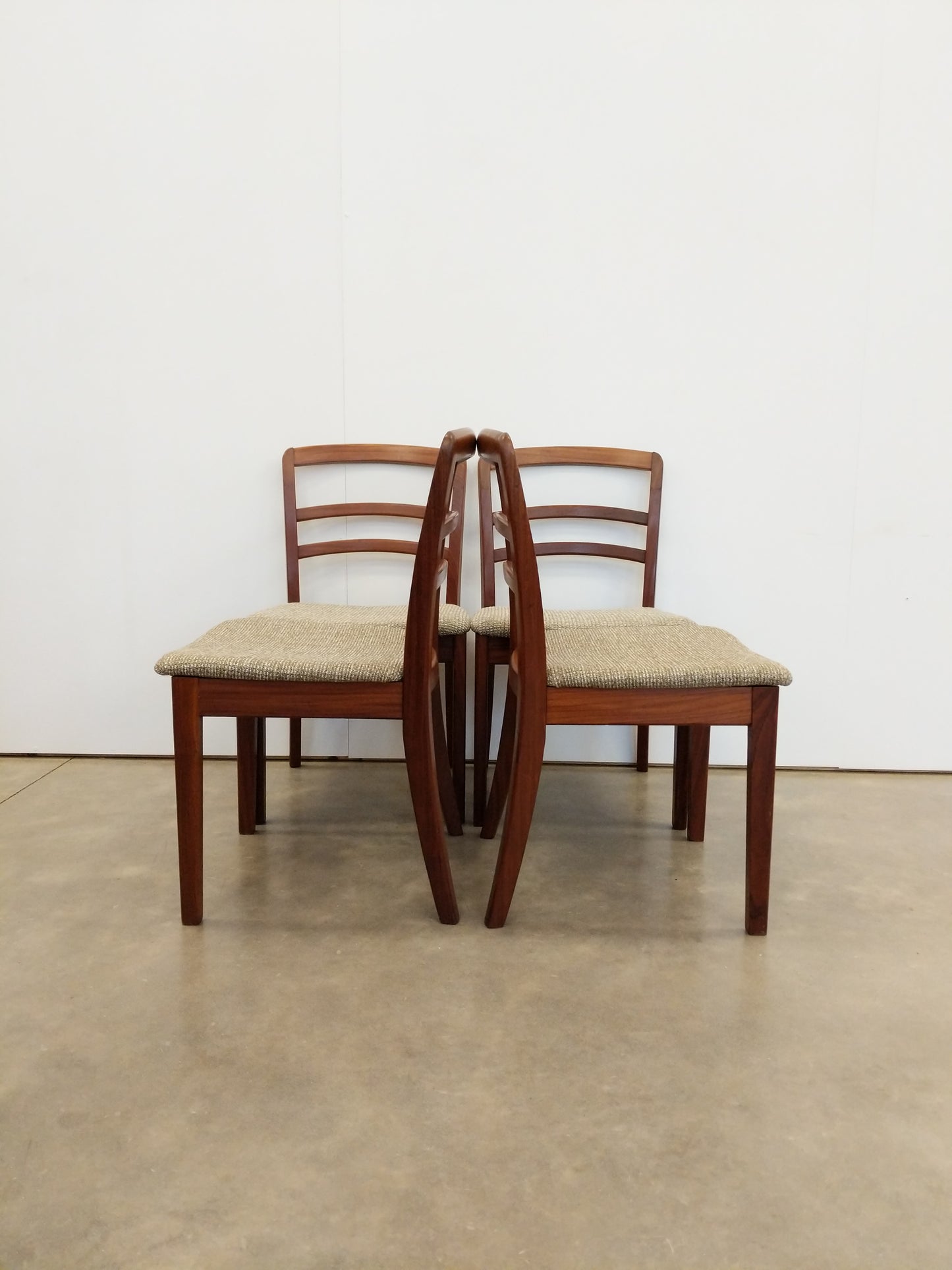 Set of 4 Vintage Mid Century Modern Dining Chairs by G Plan