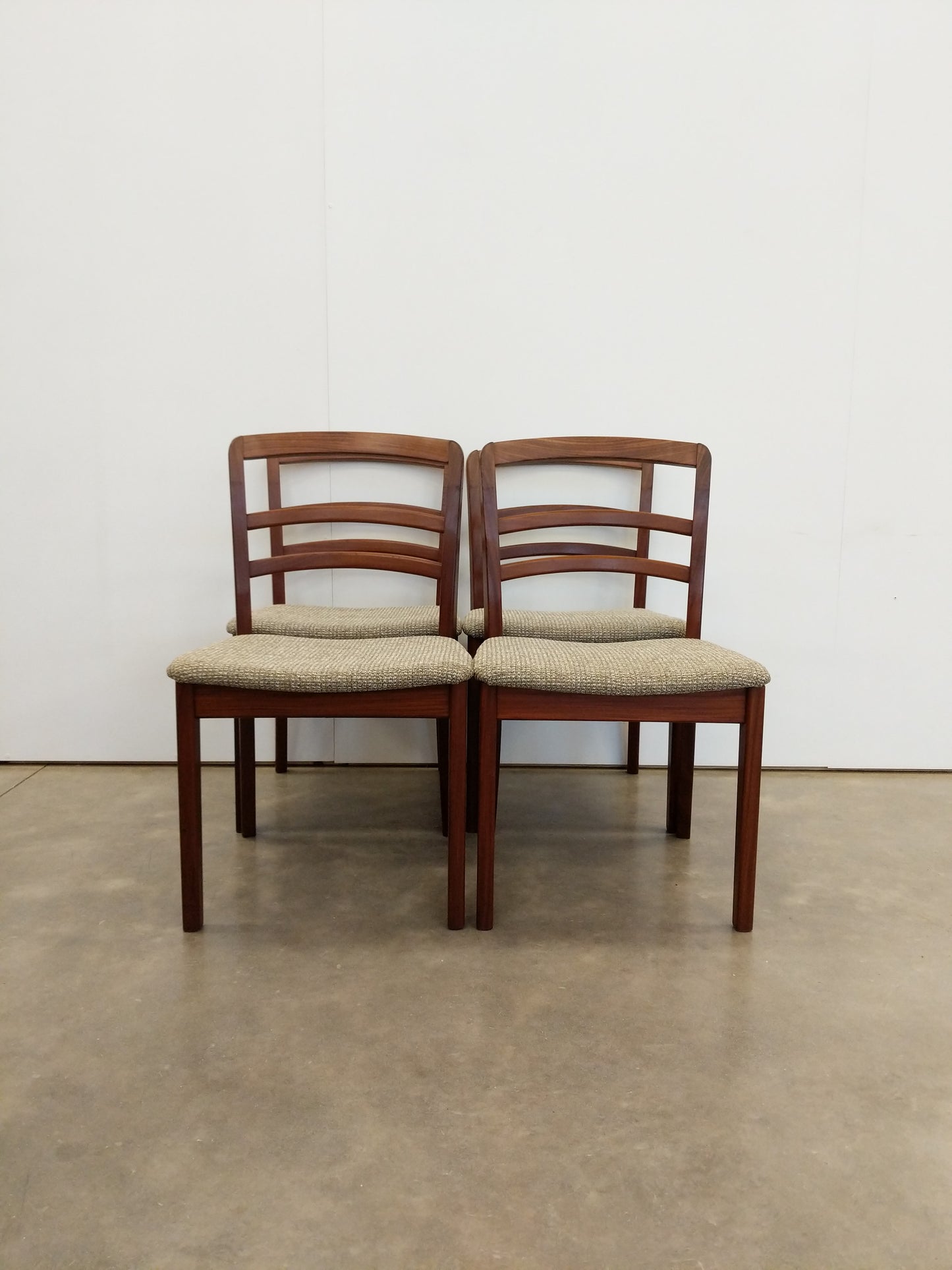 Set of 4 Vintage Mid Century Modern Dining Chairs by G Plan