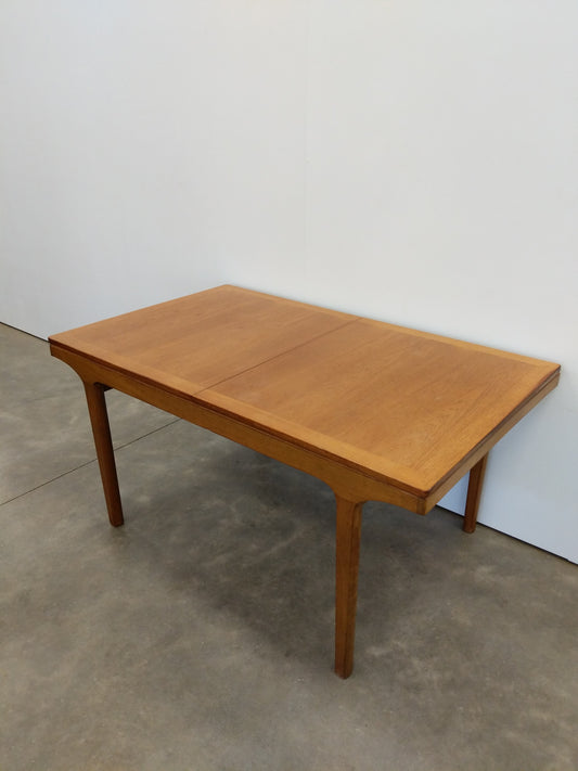 Vintage Mid Century Modern Teak Extendable Dining Table by Nathan Furniture