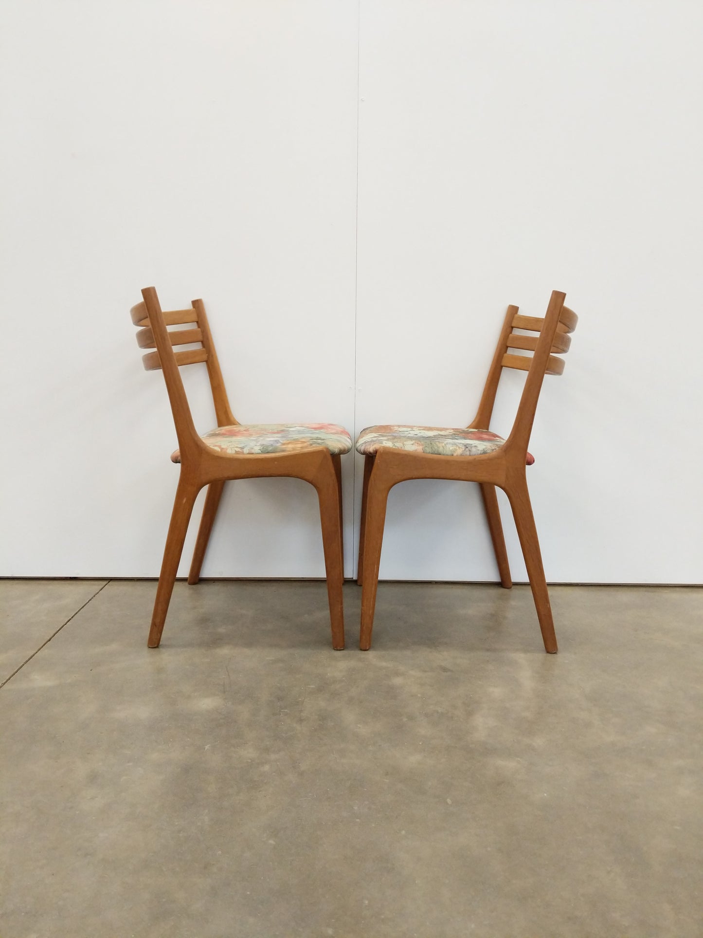 Pair of Vintage Danish Modern Oak Dining Chairs by Korup