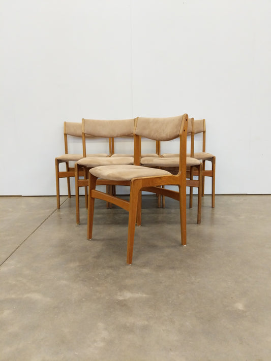 Set of 6 Vintage Danish Modern Dining Chairs by Erik Buch