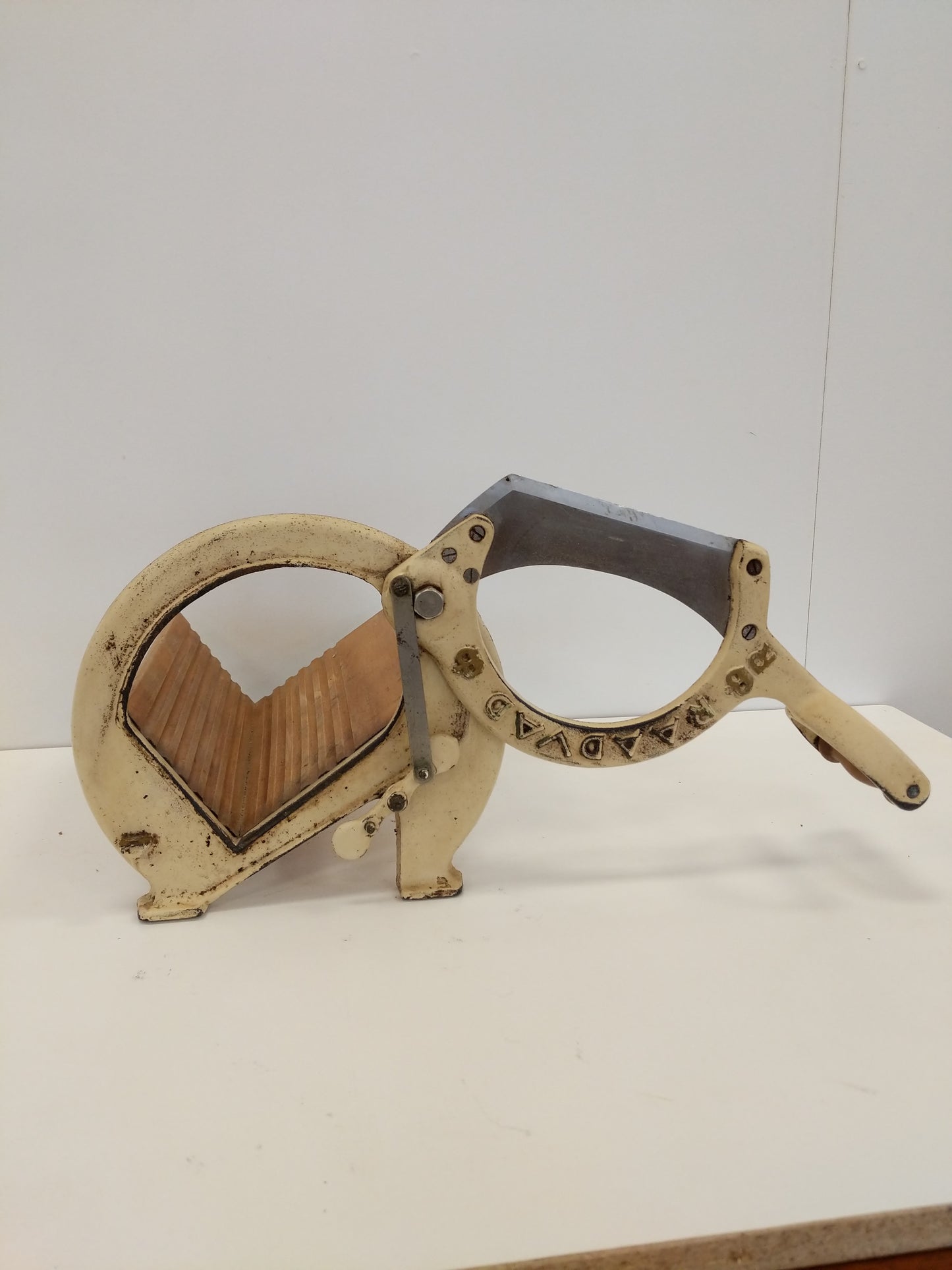 Vintage Raadvad Bread Slicer
