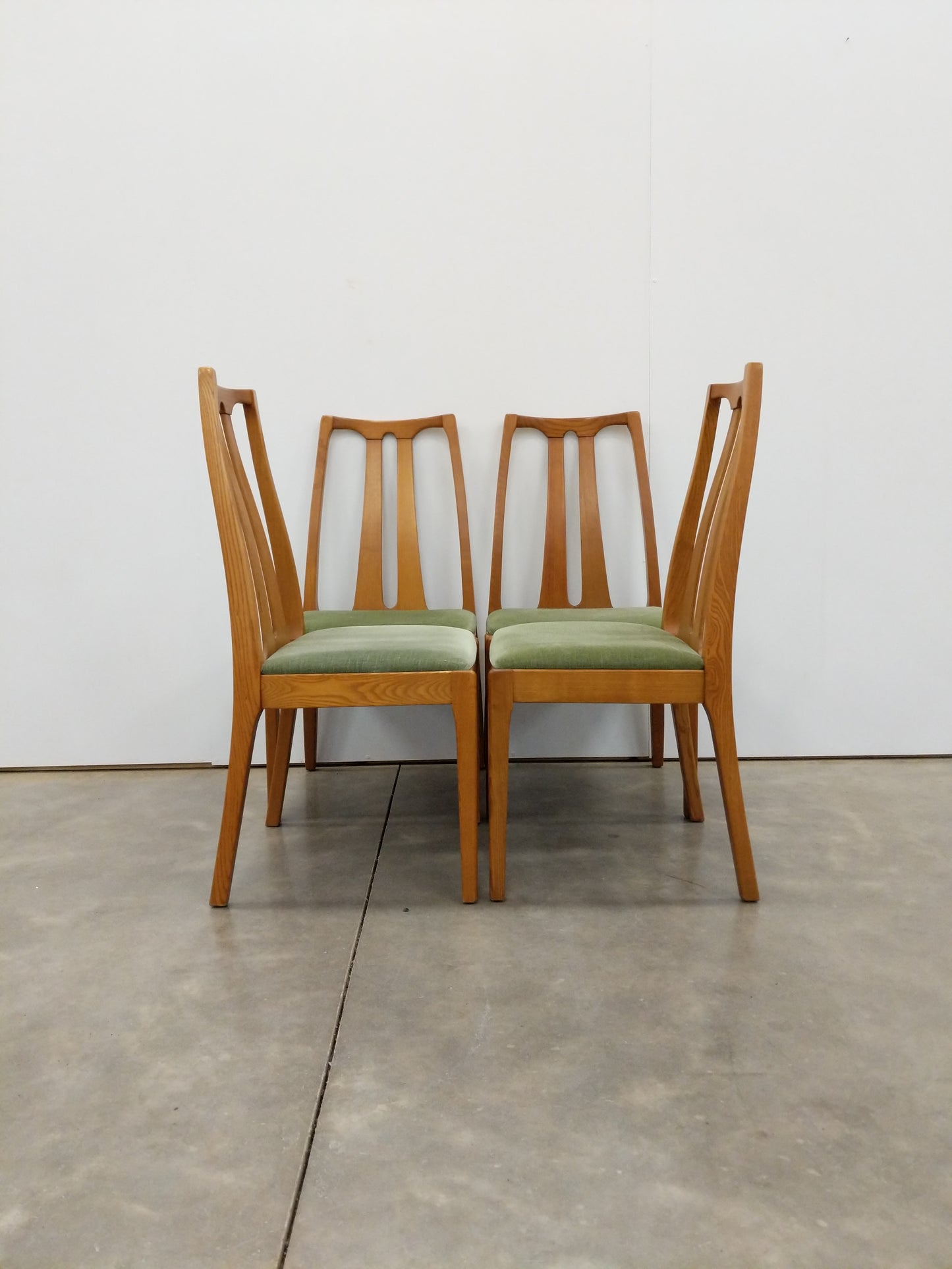 Set of 4 Vintage Mid Century Modern Dining Chairs by Parker Knoll