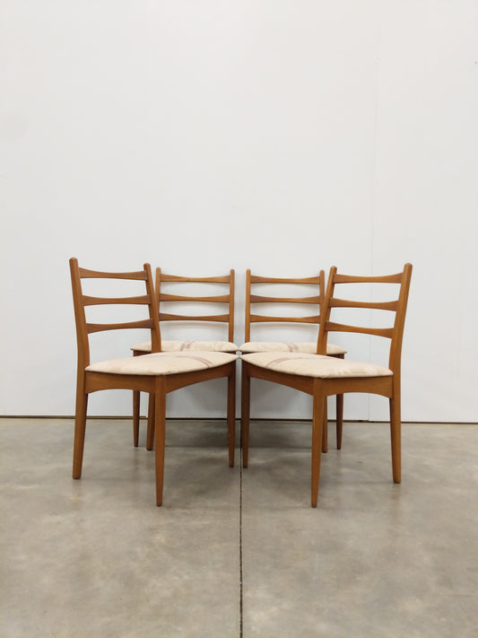 Set of 4 Vintage Mid Century Modern Dining Chairs