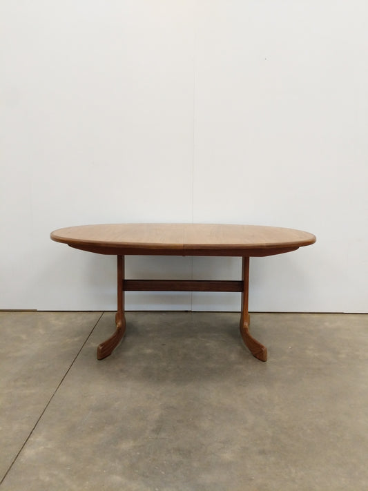 Vintage Mid Century Modern Teak Extendable Dining Table by G Plan