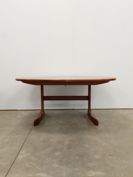 Vintage Mid Century Modern Teak Extendable Dining Table by G Plan