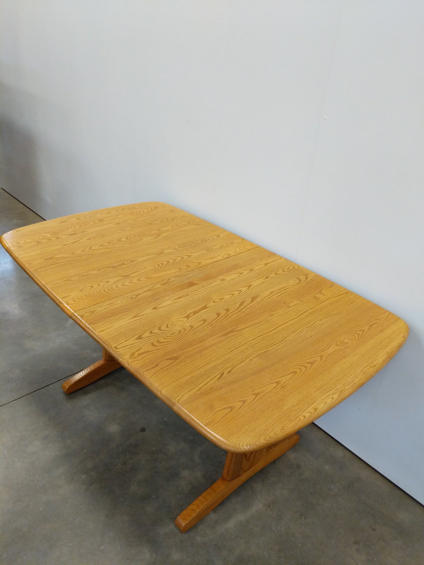 Vintage Extendable Dining Table by Ercol