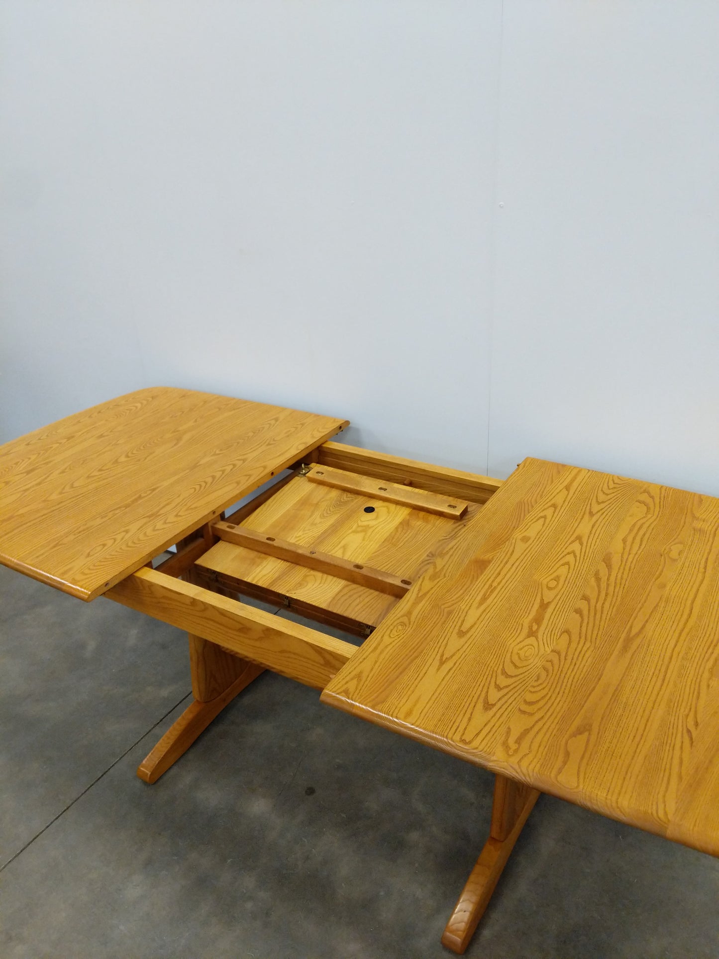 Vintage Extendable Dining Table by Ercol